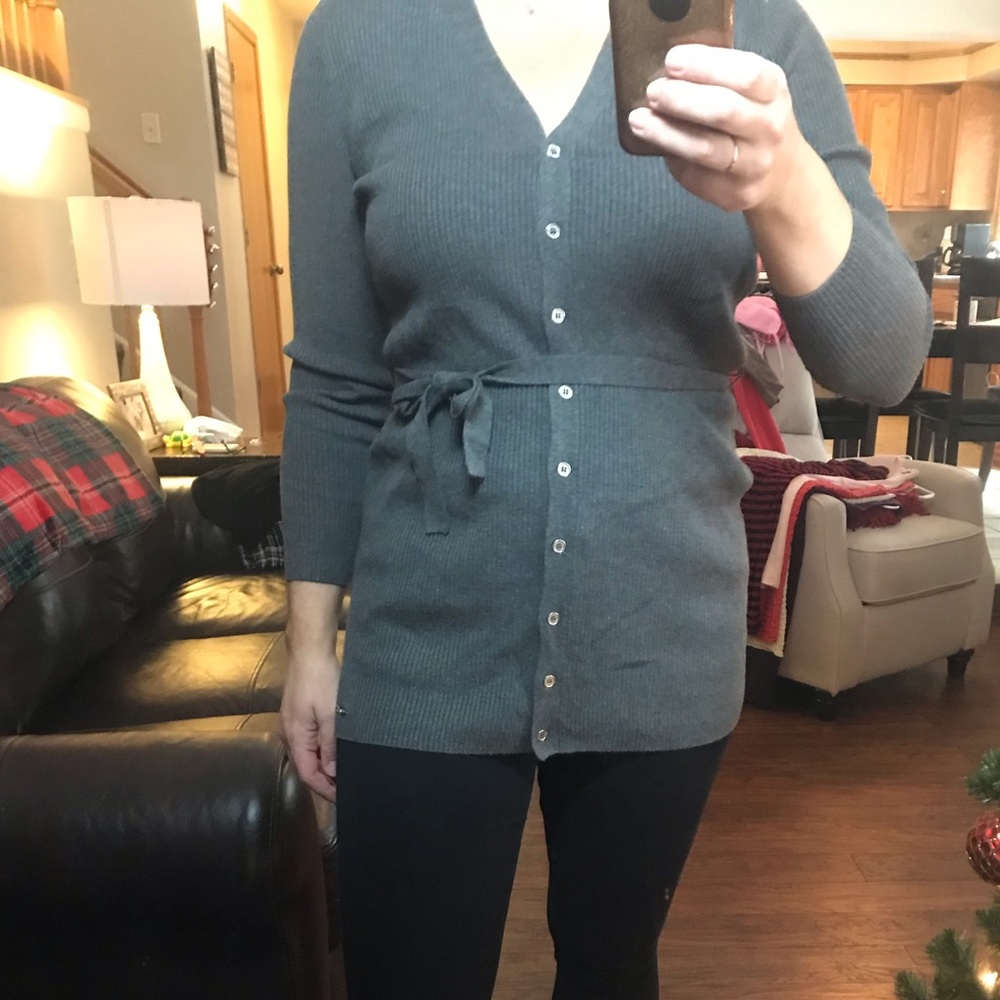 Sweater - Picture 2 of 5